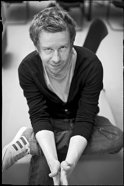 Kevin Barry Reads from “Dark Lies the Island”